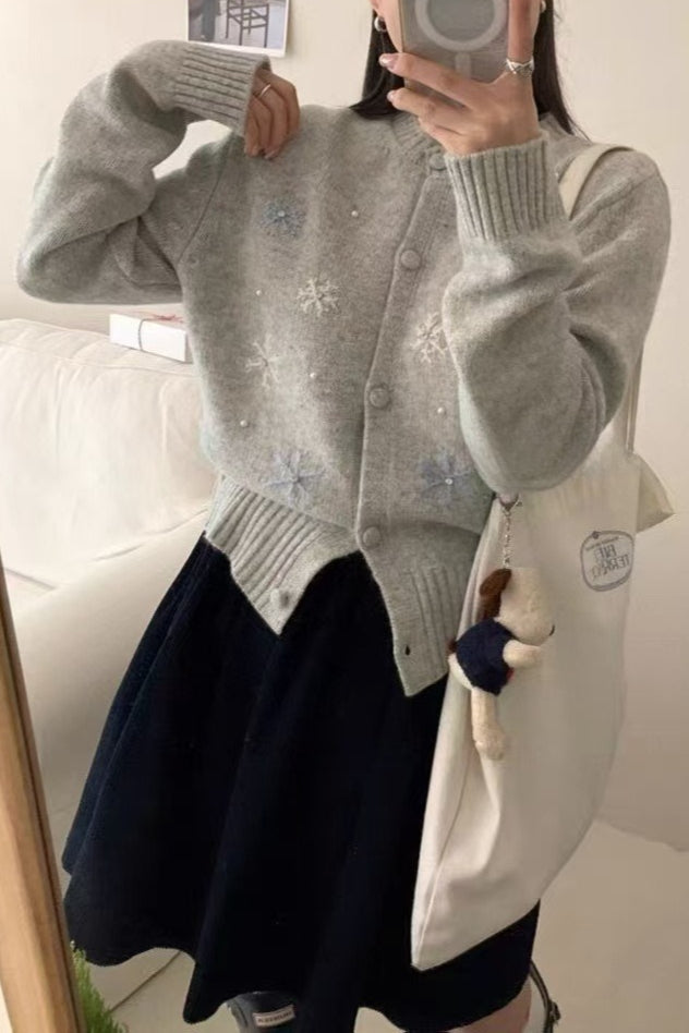 Snow Pattern Knit Cardigan
